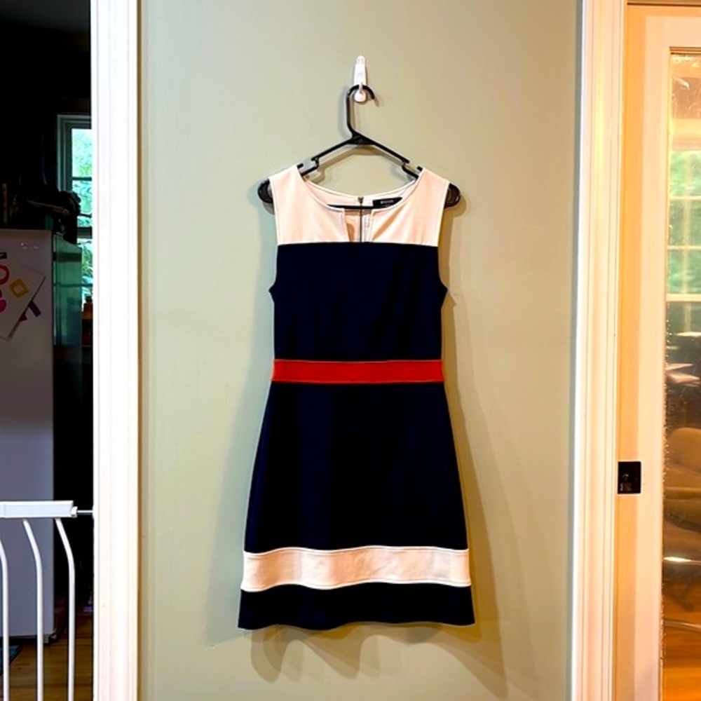 Multicolor Sleeveless Above Knee Dress - Size S